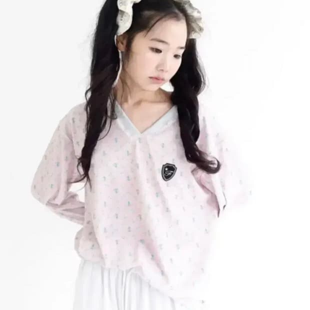 faerie 샵페어리 V neck flower terry shirt