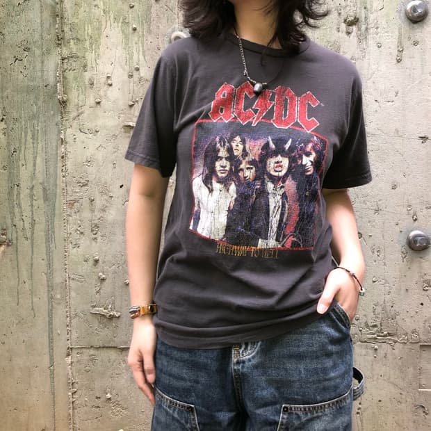 Andersson Bell AC/DC