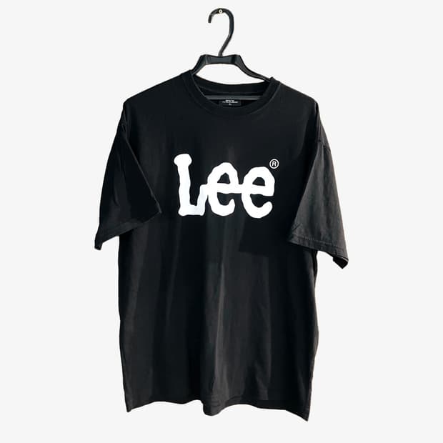[L] 리 블랙 반팔티