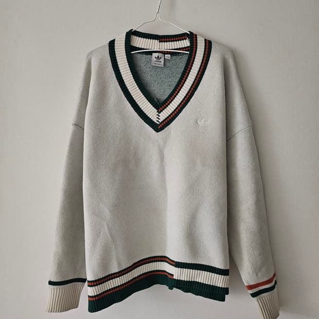 아디다스 adidas 테니스 V넥 스웨터