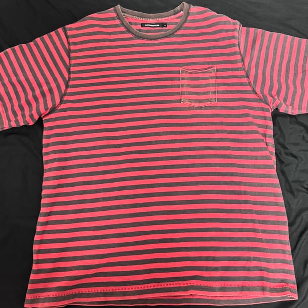 해칭룸 VTG 레드 스트라이프 반팔 (2)