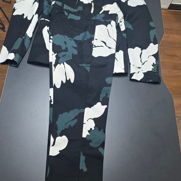 MARNI 수트