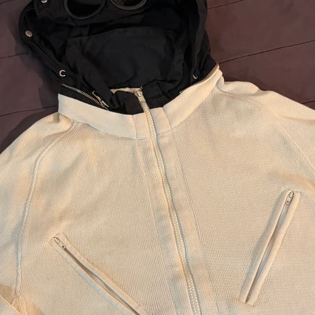 cp컴퍼니 후드니트집업