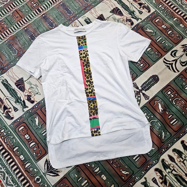 에트르세실(Etre Cecile) 센터 레오파드 반팔티셔츠 L size