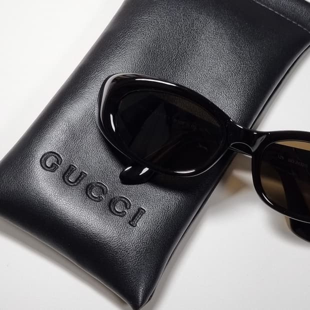GUCCI VINTAGE SUNGLASSES