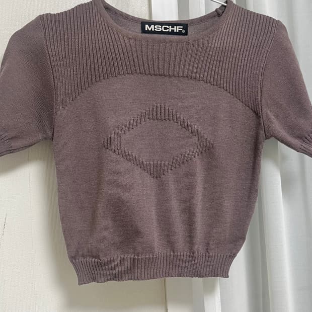 미스치프 롬버스 반팔 니트 로즈 브라운
