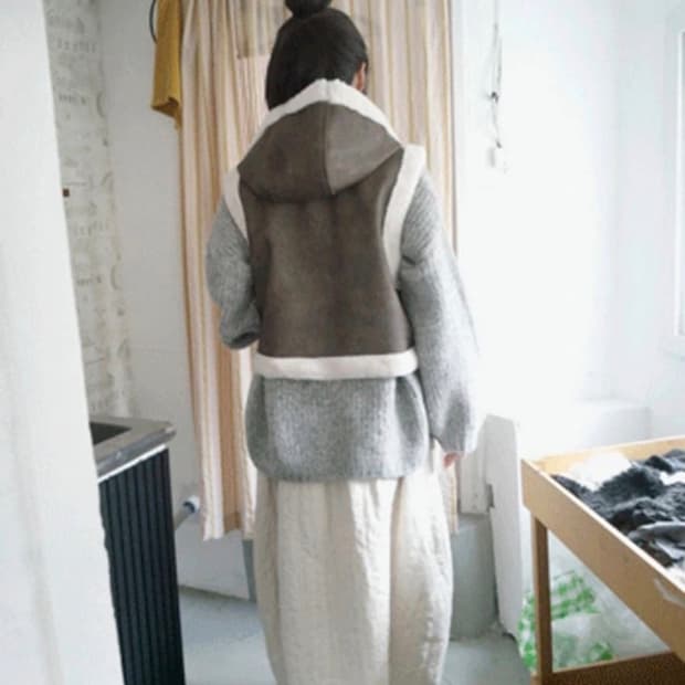 에프터먼데이 무스탕 밍크퍼 조끼