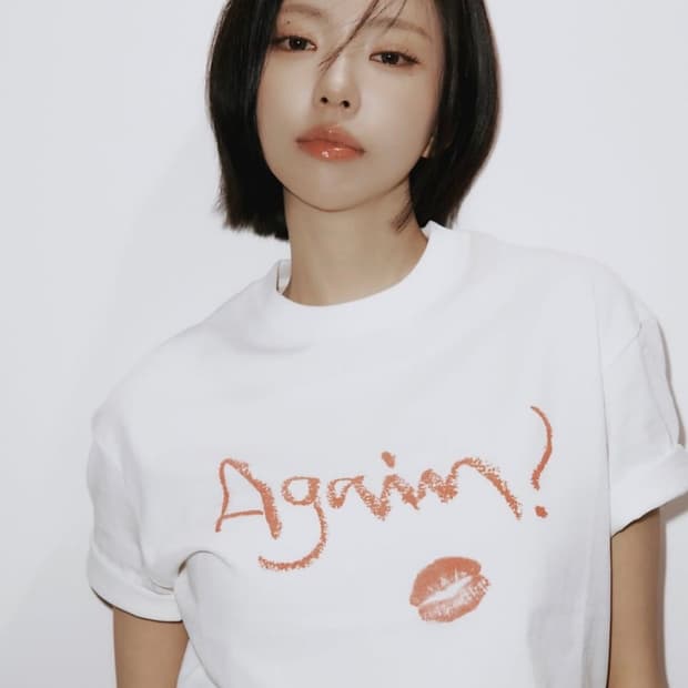 앤더슨벨_ (ESSENTIAL) UNISEX AGAIN LIP T-SHI