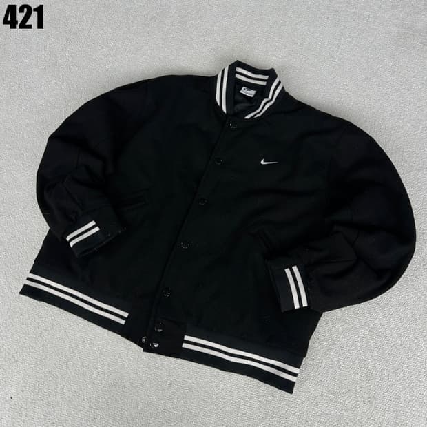 나이키 블랙 스타디움 자켓 