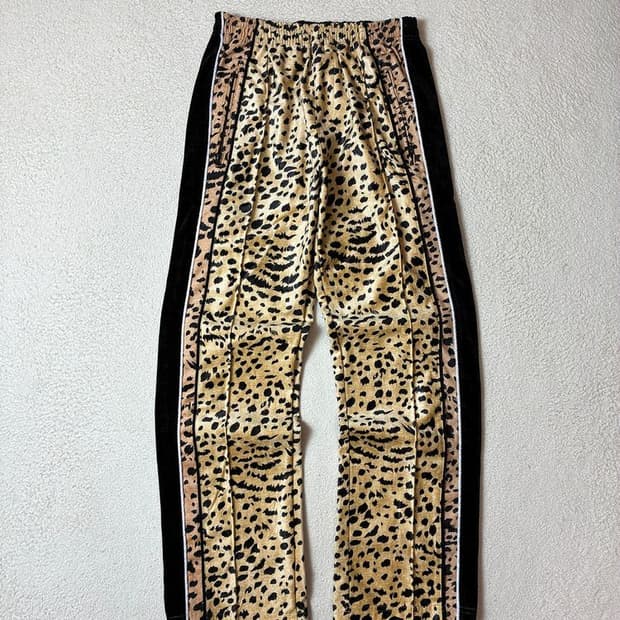 MMIC 레오파드 벨벳 스웻 팬츠 PN8039