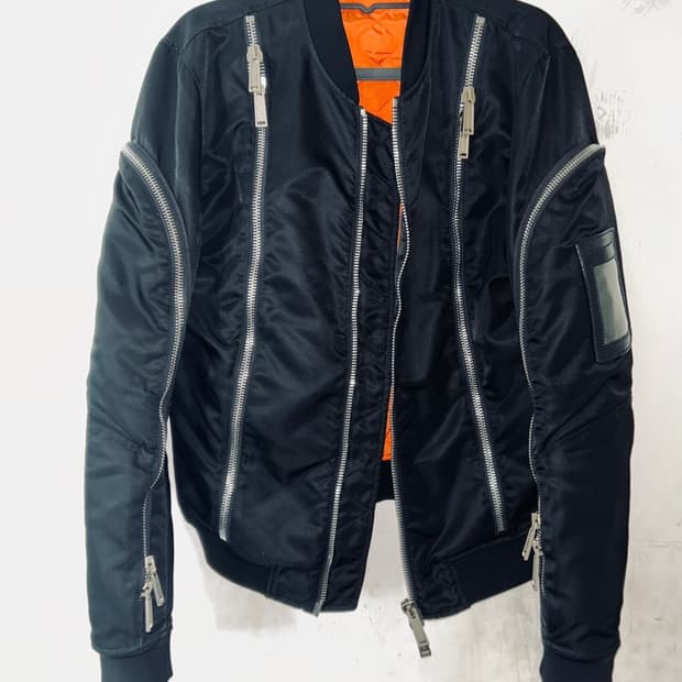 디스퀘어드 DSQUARED2 지처 디테일 봄버