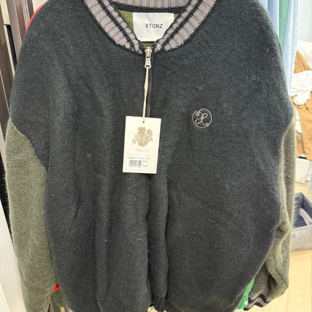 엑스톤즈 니트집업