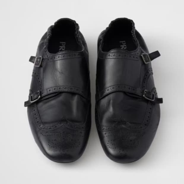 프라다 몽크 스트랩 로퍼 275