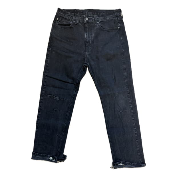 [505] Levis distressed black jeans