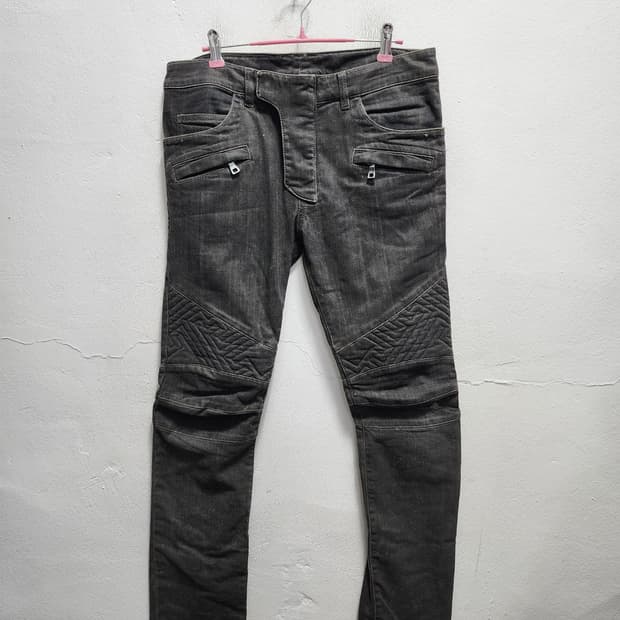 발망 13FW 블랙컬러 지오메트릭 바이커 팬츠