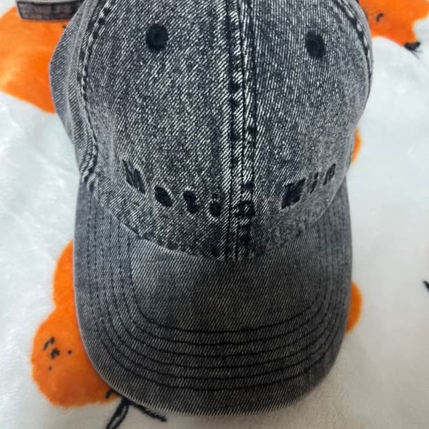 새상품) 마뗑킴 흑청 데님 볼캡 모자 그레이
