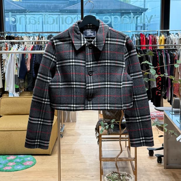 버버리 그레이 노바체크 크롭 자켓 