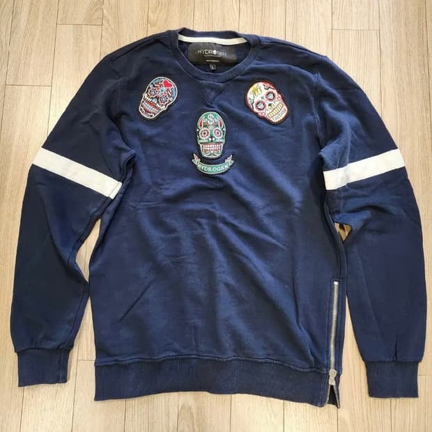 하이드로겐 맨투맨 판매합니다