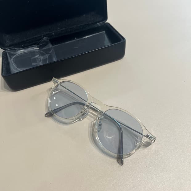 젠틀몬스터 코즈모cozmo 하늘색 틴트 선글라스