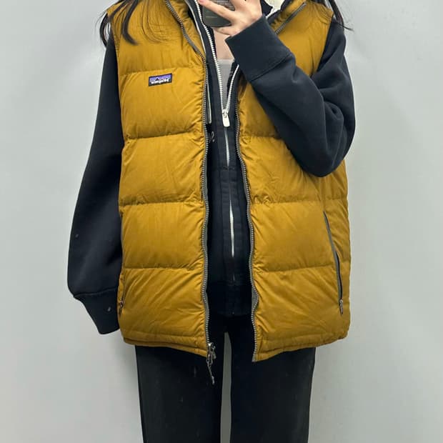 파타고니아 비비다운 리버시블 조끼 패딩