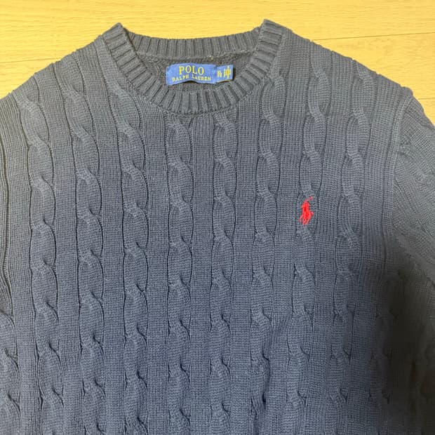 폴로 니트