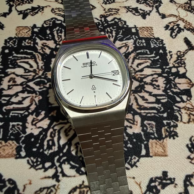 SEIKO 빈티지 쿼츠 시계