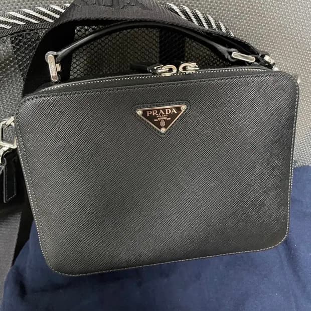 프라다 크로스백 2vh069 새상품