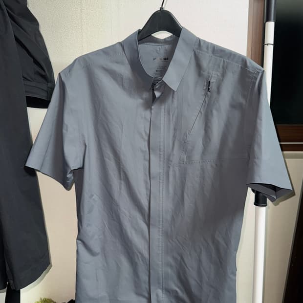 Hyein Seo Zip Shirt W/ Hood 2 