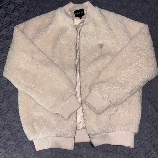 guess 후리스 자켓