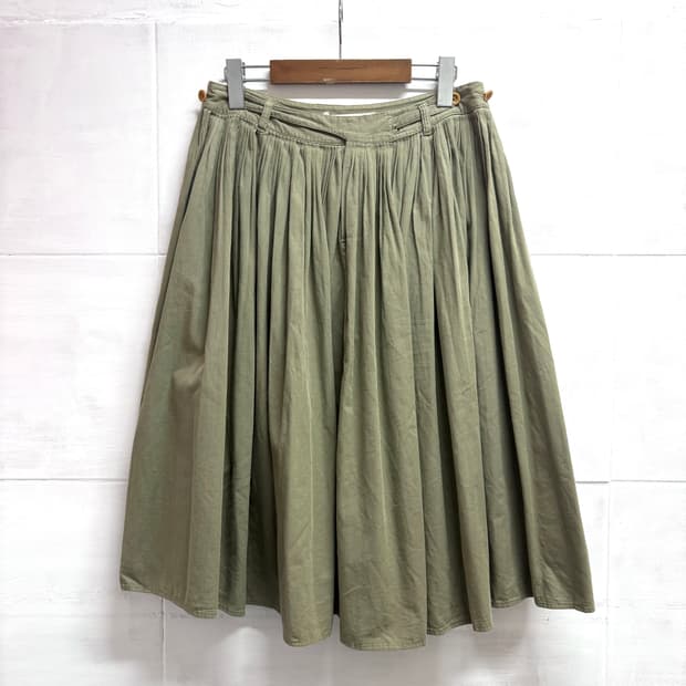 45RPM 카키 주름 미디 스커트 치마