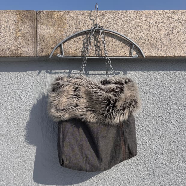 갸루 퍼 포인트 데님 체인 백