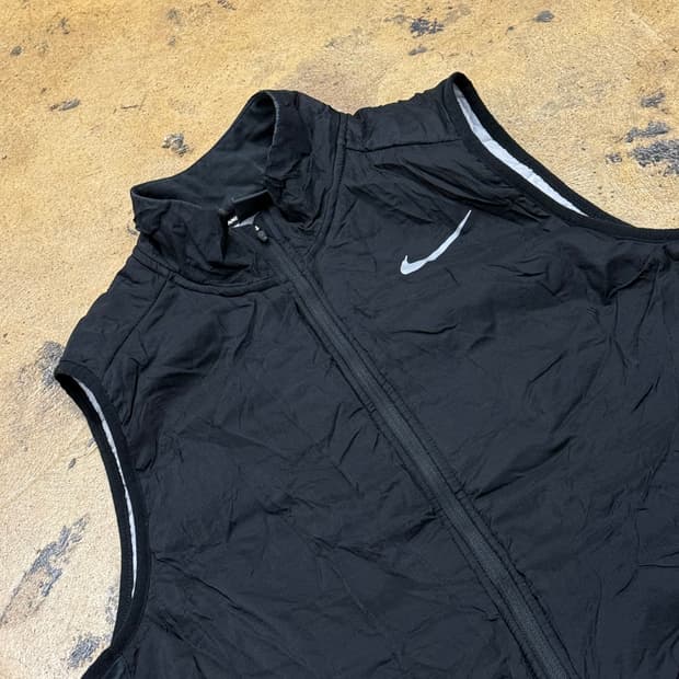 [정품/xl,105] 나이키 러닝 에어로레이어 베스트 b8