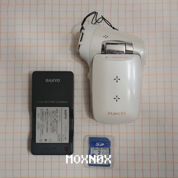 산요작티 빈티지 캠코더 SANYO XACTI CG9