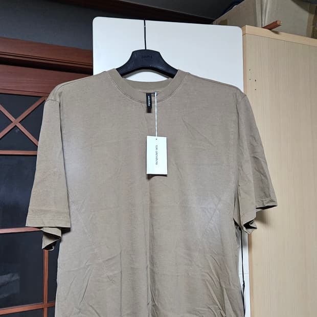 엔타이어 스튜디오 반팔티셔츠 정품 신품