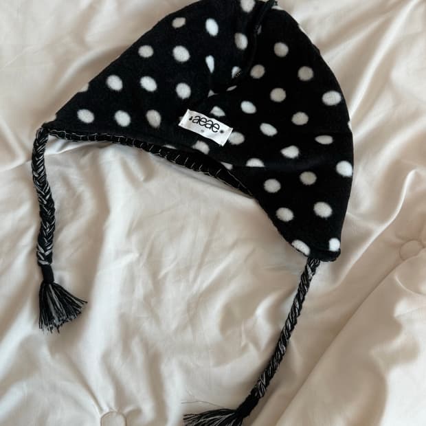 aeae earflap beanie