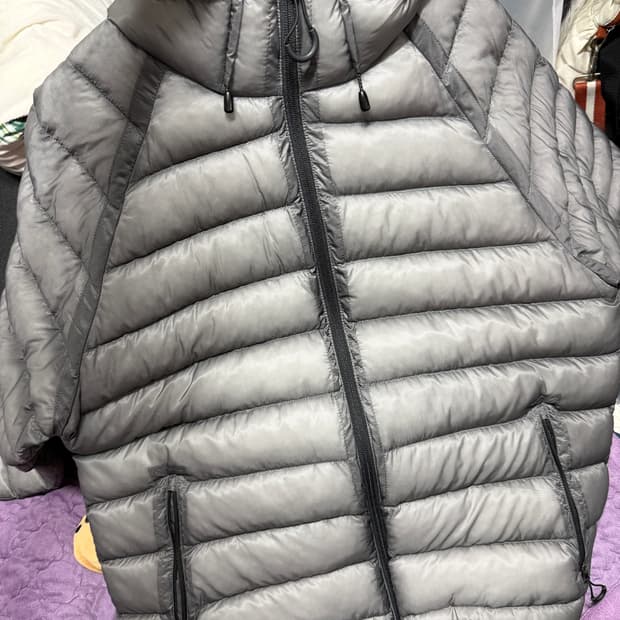 수아레 살로몬+디디쉘 맛 맛도리 패딩