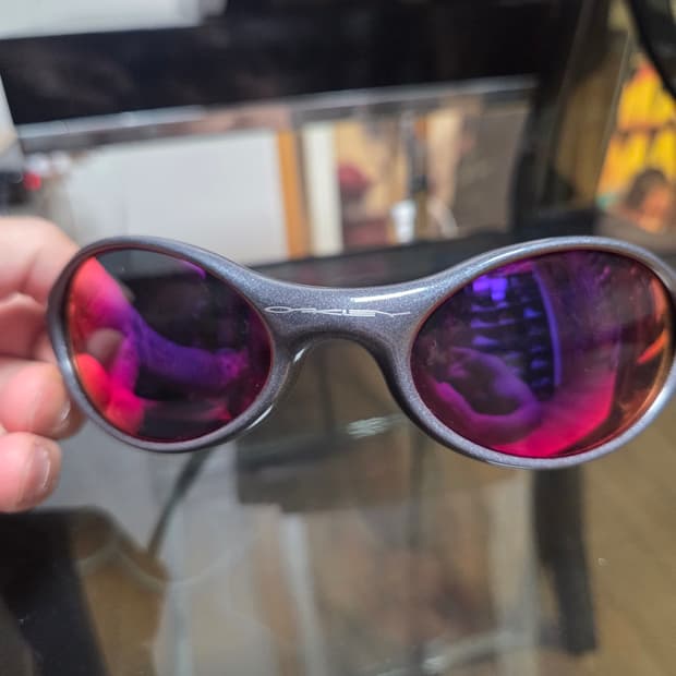 오클리 아이자켓 1.0