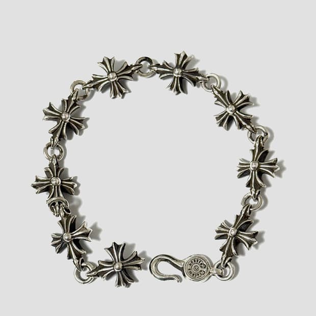 크롬하츠 컷 아웃 CH 플러스 팔찌