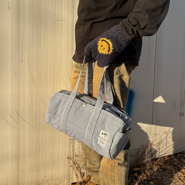 포터 x 아트모스 협업 깅엄 체크 더플백