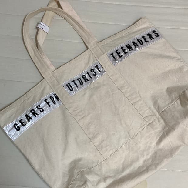 휴먼메이드 토트백