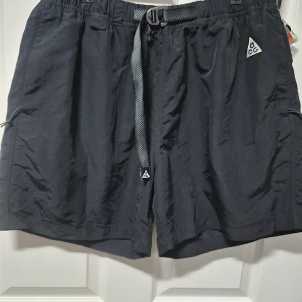 나이키  ACG 트레일쇼츠  블랙 반바지(택포)