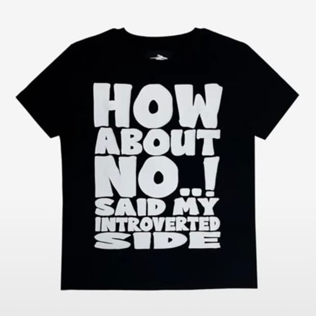 제노리포트 반팔 판매해요