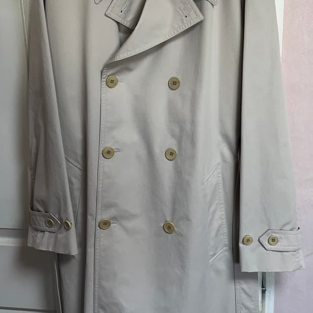 INSILENCE 트렌치 코트