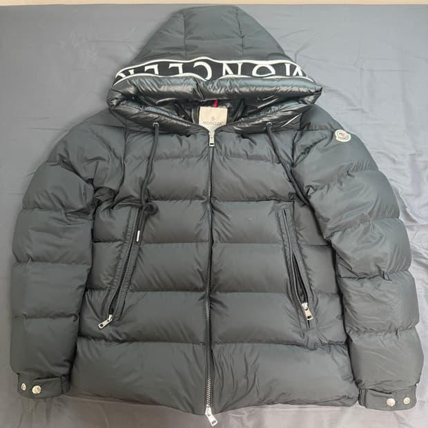 [새상품급.정품] 몽클레어 카데레 패딩 3사이즈