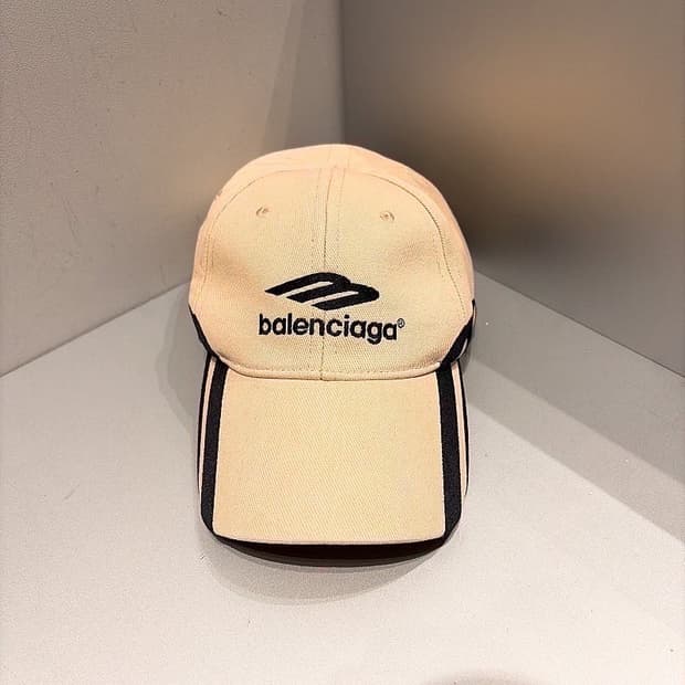 (정품/새상품) 발렌시아가 베이지 3B 스포츠 아이콘 볼캡