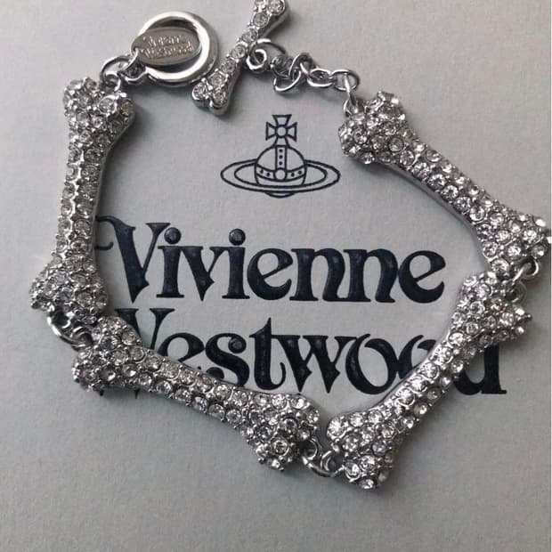 비비안웨스트우드 아카이브 크리스탈 큐빅 본쉐입 팔찌(새상품)