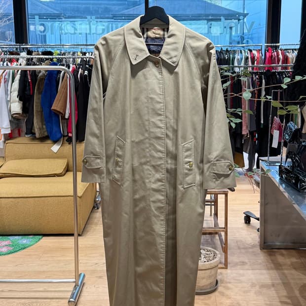 버버리 베이지 싱글 트렌치 코트