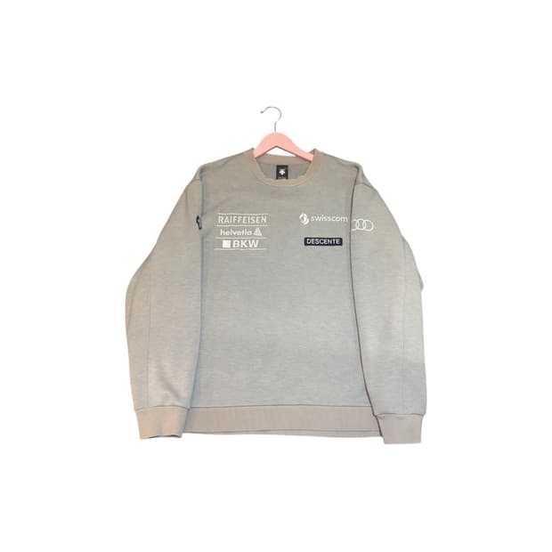 데상트 아우디 맨투맨 110사이즈