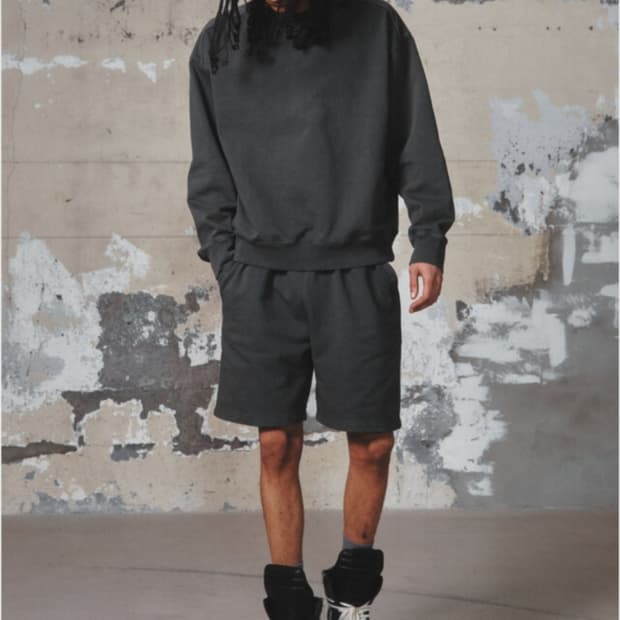 에드리엘로스 스모키 피그먼트 스웻셔츠 맨투맨