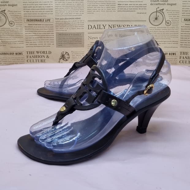 토리버치 밀러 레더샌들210